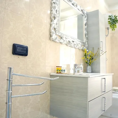 La Maison Di Donna Elena Bed & Breakfast