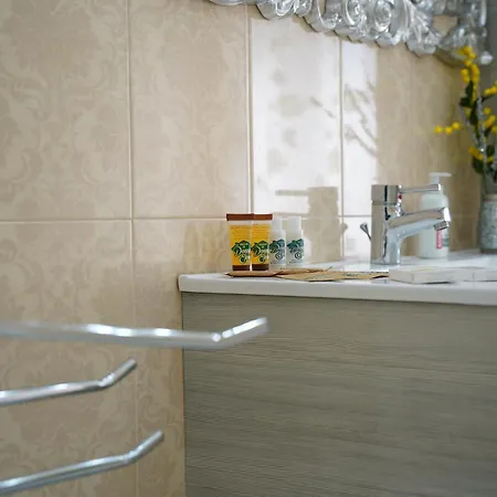 Bed & Breakfast La Maison Di Donna Elena *