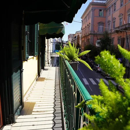 Panzió La Maison Di Donna Elena Cercola